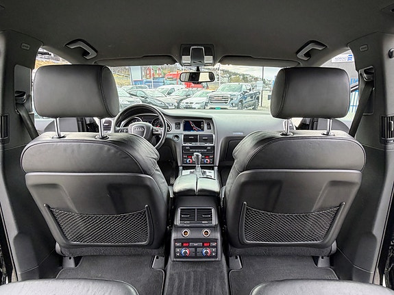 Audi Q7 11 of 12