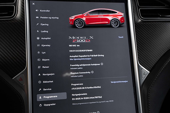 Tesla Model X 25 of 29
