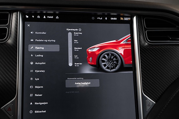 Tesla Model X 24 of 29