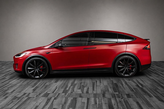 Tesla Model X 3 of 29