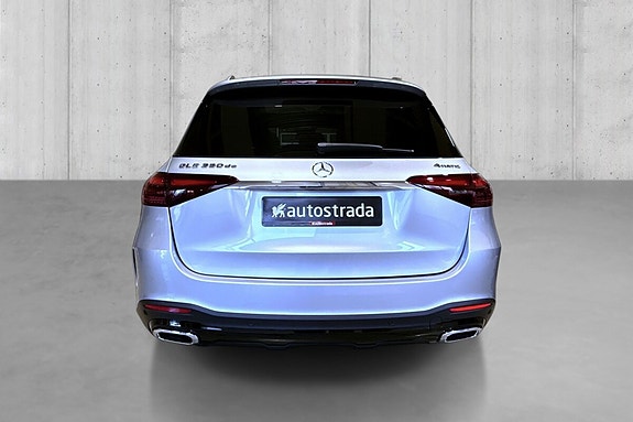 Mercedes-Benz GLE350 de 7 of 16