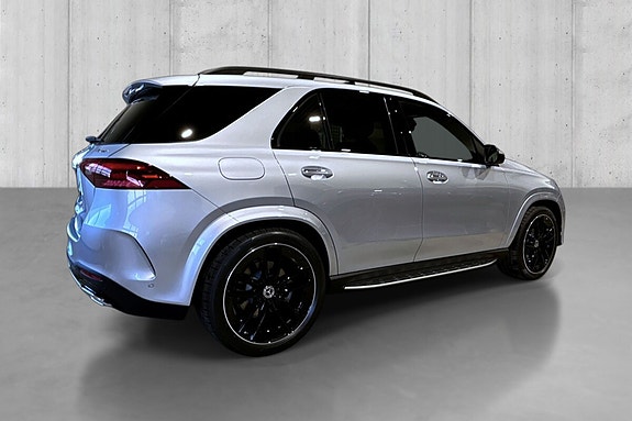 Mercedes-Benz GLE350 de 8 of 16