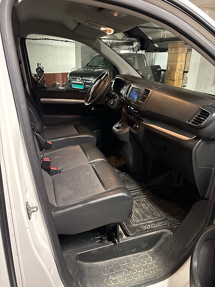 Toyota Proace 6 of 8