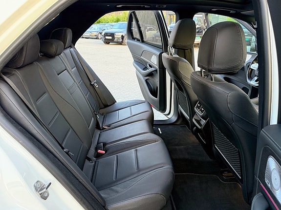Mercedes-Benz GLE350 de 12 of 14