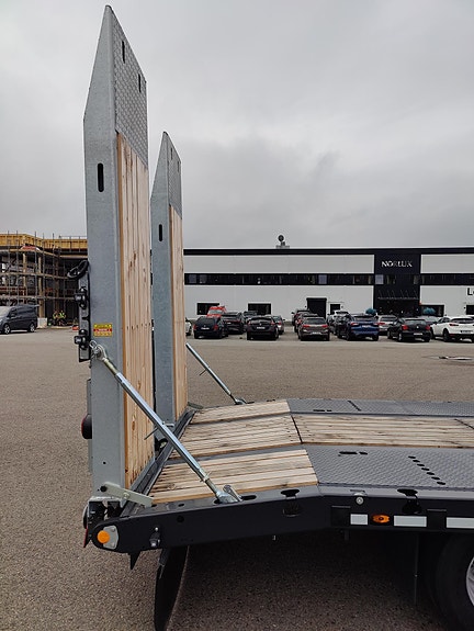 Nor Slep PHV-24M 11 of 30
