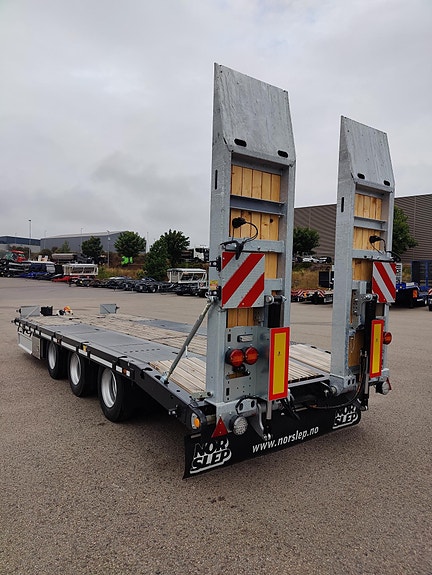 Nor Slep PHV-24M 10 of 30