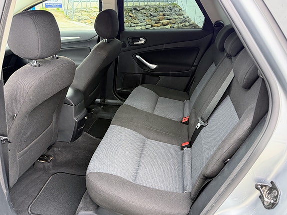 Ford Mondeo 7 of 11