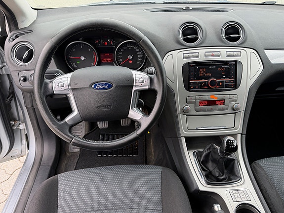 Ford Mondeo 6 of 11
