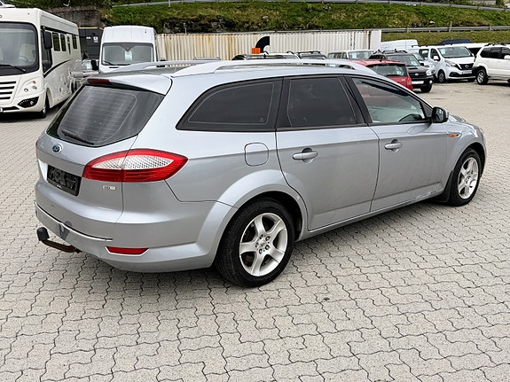 Ford Mondeo 3 of 11