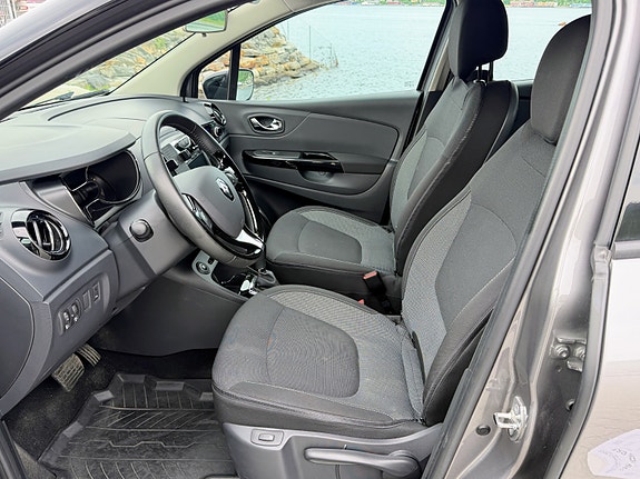 Renault Captur 5 of 11