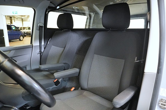 Volkswagen Transporter 10 of 29