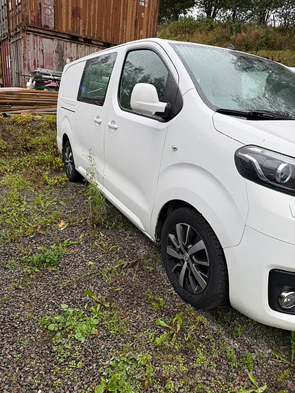 Toyota Proace 2 of 8