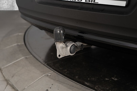 Volvo XC40 15 of 30