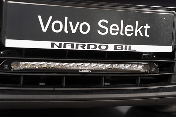 Volvo XC40 5 of 30
