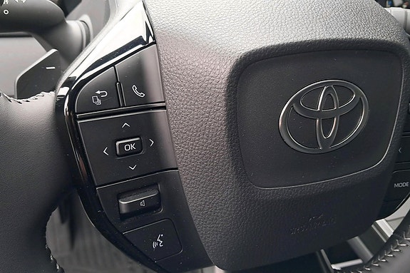 Toyota bZ4X 28 of 30