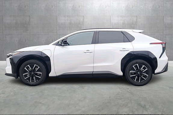 Toyota bZ4X 2 of 30