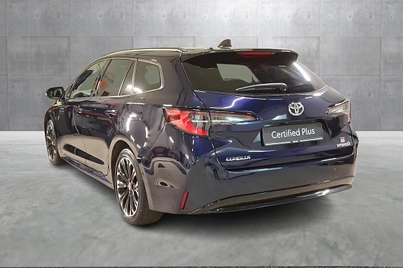 Toyota Corolla 3 of 25
