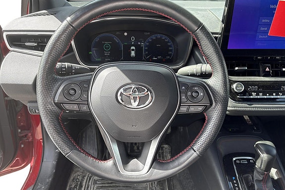 Toyota Corolla 5 of 7