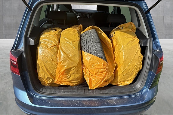 Volkswagen Golf Sportsvan 6 of 7