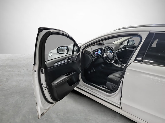 Ford Mondeo 8 of 25
