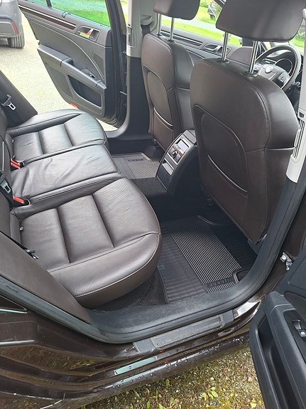 Skoda Superb 14 of 28