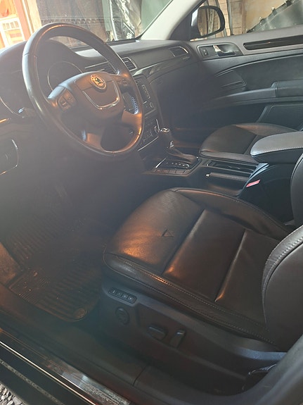 Skoda Superb 21 of 28