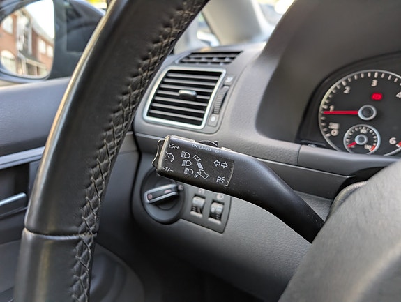 Volkswagen Touran 17 of 25