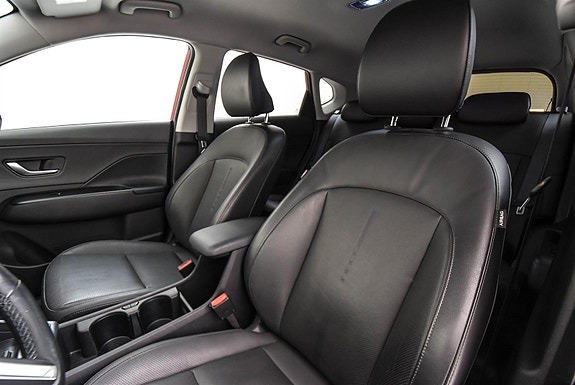 Hyundai Kona 14 of 30