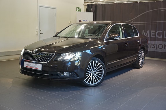 Skoda Superb 2 of 30