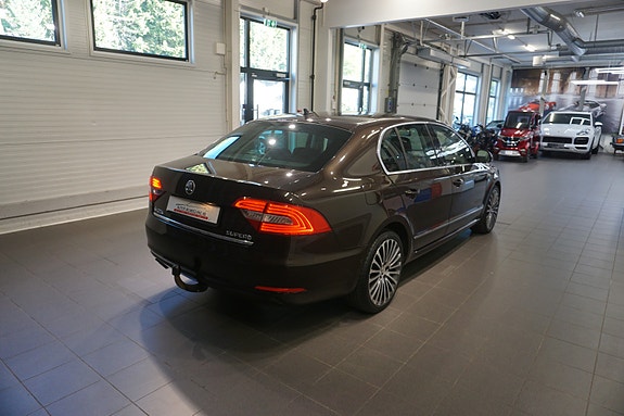 Skoda Superb 10 of 30