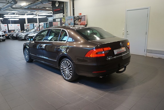 Skoda Superb 6 of 30
