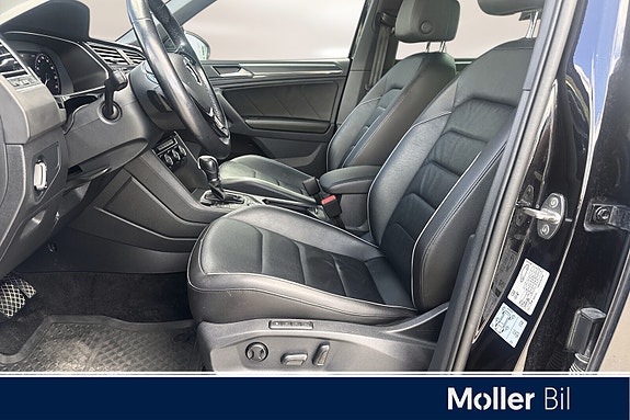 Volkswagen Tiguan 12 of 25