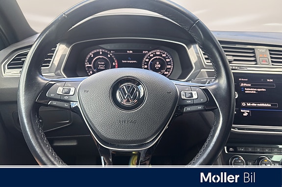 Volkswagen Tiguan 14 of 25