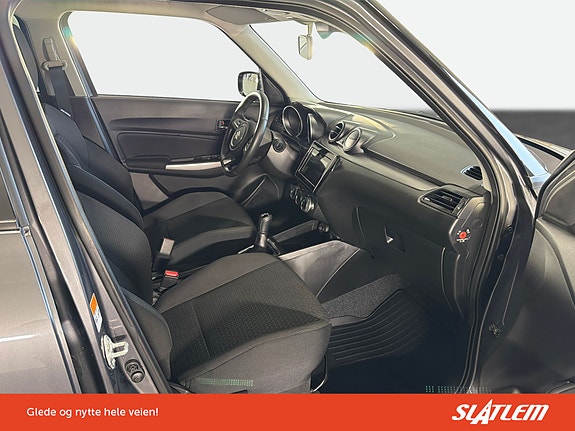 Suzuki Swift 12 of 12