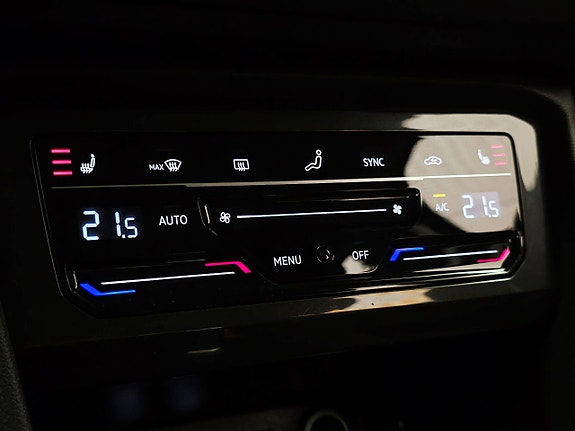 Volkswagen Tiguan 22 of 30