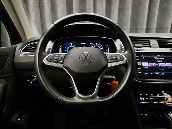 Volkswagen Tiguan 15 of 30