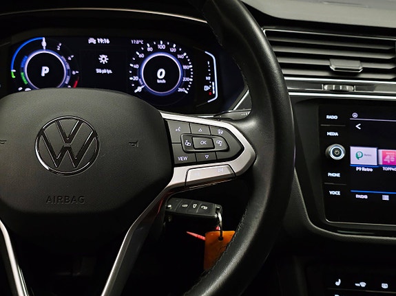 Volkswagen Tiguan 17 of 30