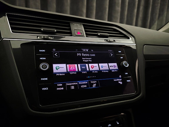 Volkswagen Tiguan 25 of 30