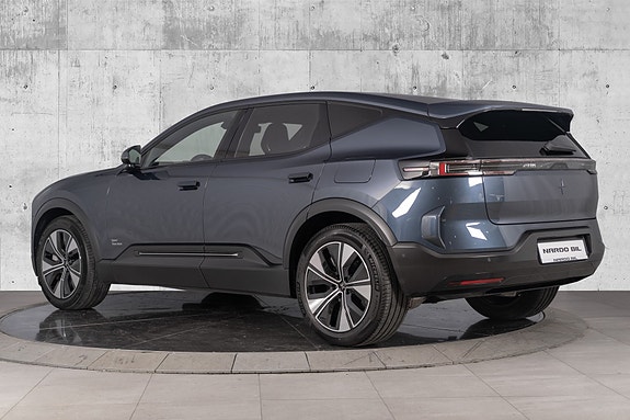 Polestar 3 9 of 30
