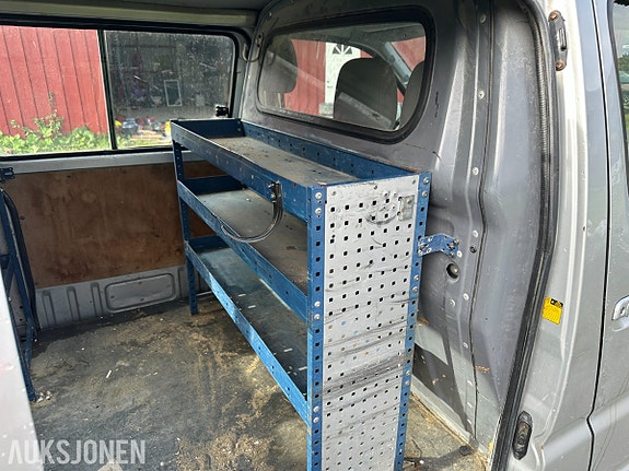 Toyota HiAce 19 of 28