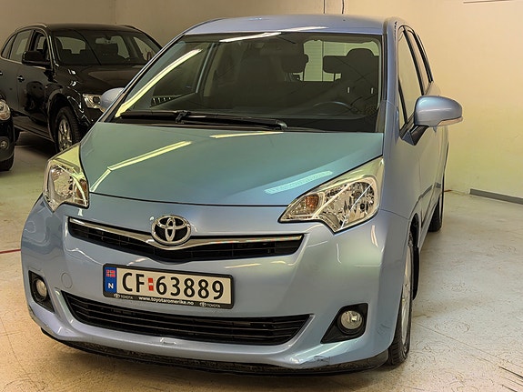 Toyota Verso-S 6 of 19