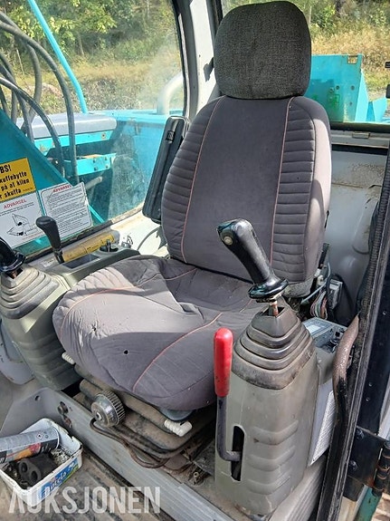 Kobelco SK 135 SR LC 5 of 22
