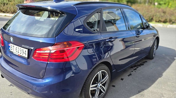 BMW 225xe 9 of 10