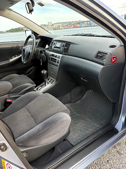 Toyota Corolla 20 of 30
