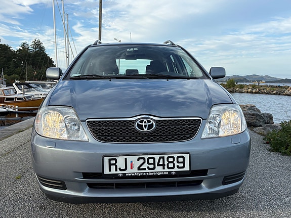 Toyota Corolla 5 of 30