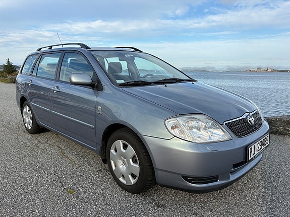 Toyota Corolla 3 of 30