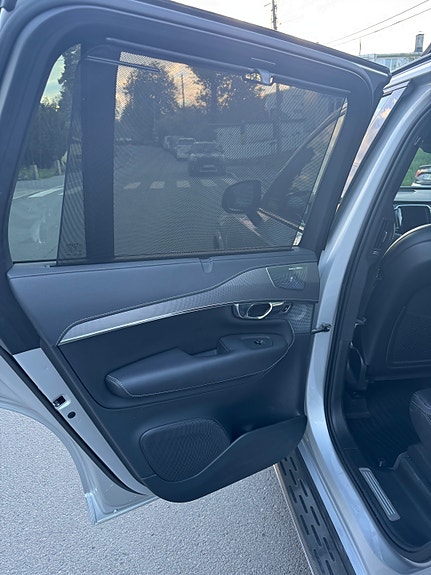 Volvo XC90 18 of 23