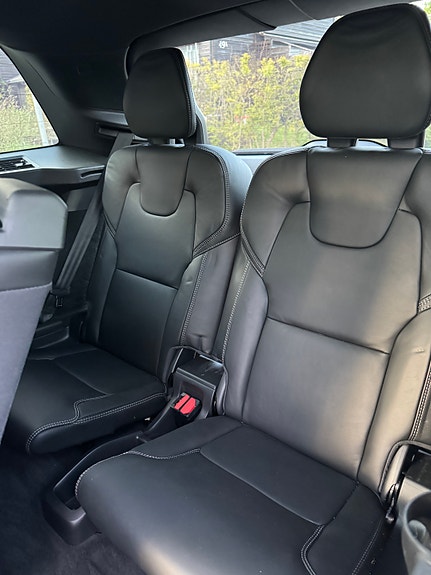 Volvo XC90 21 of 23