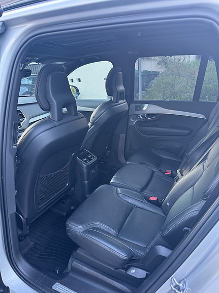 Volvo XC90 20 of 23