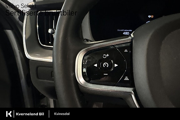 Volvo XC60 15 of 30